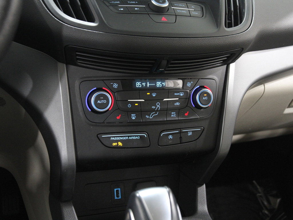 Used 2018 Ford Escape SEL image 15