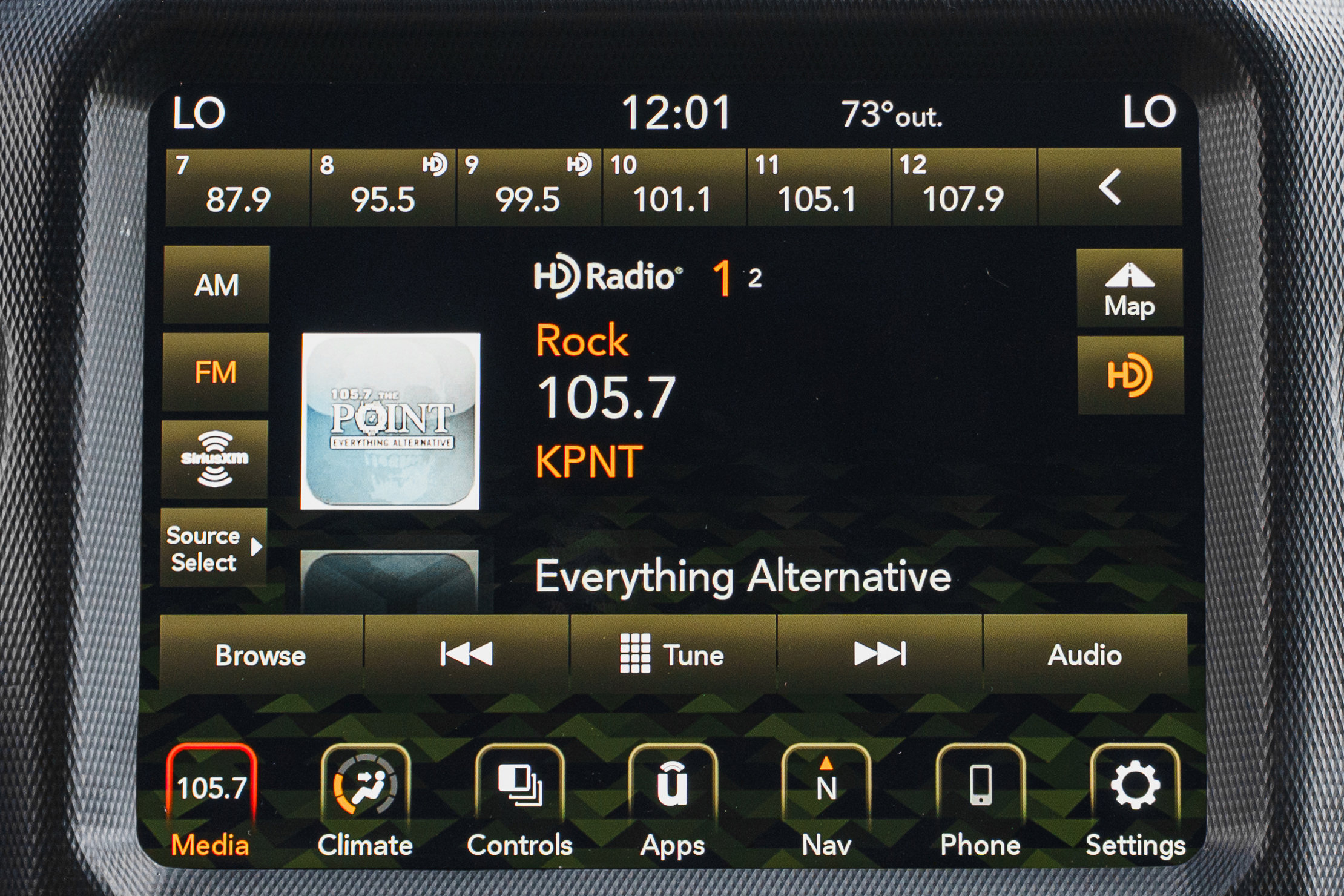 Used 2023 Jeep Wrangler Sahara image 14