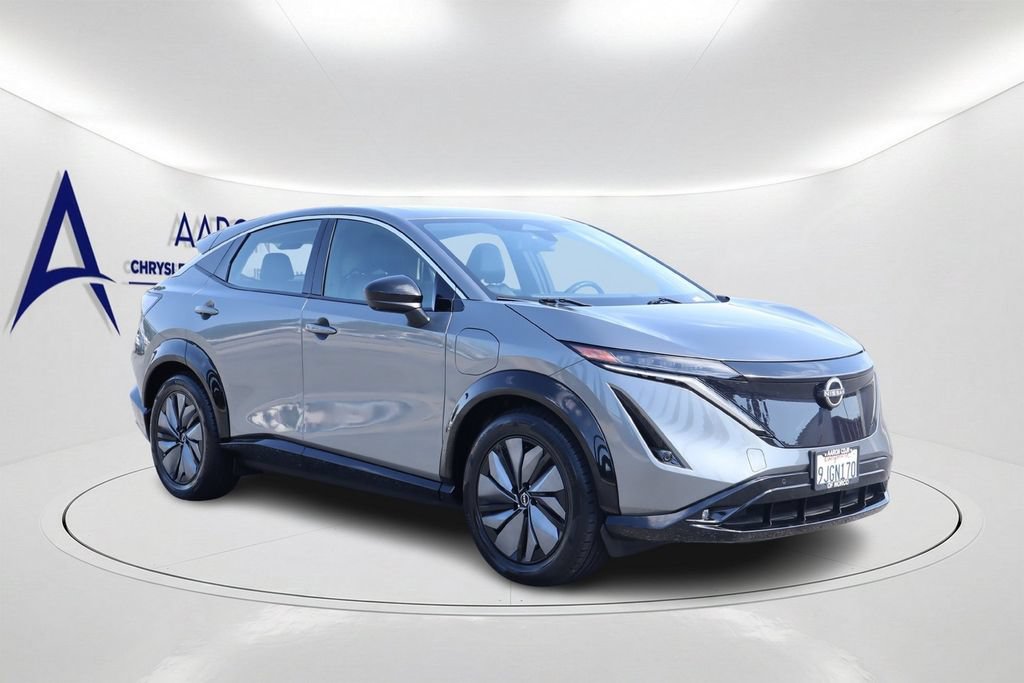 Used 2023 Nissan Ariya FWD image 3