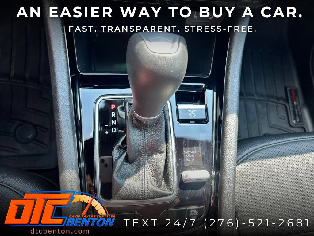 Used 2024 Jeep Compass Limited w/ Elite Group AWD/4WD image 27