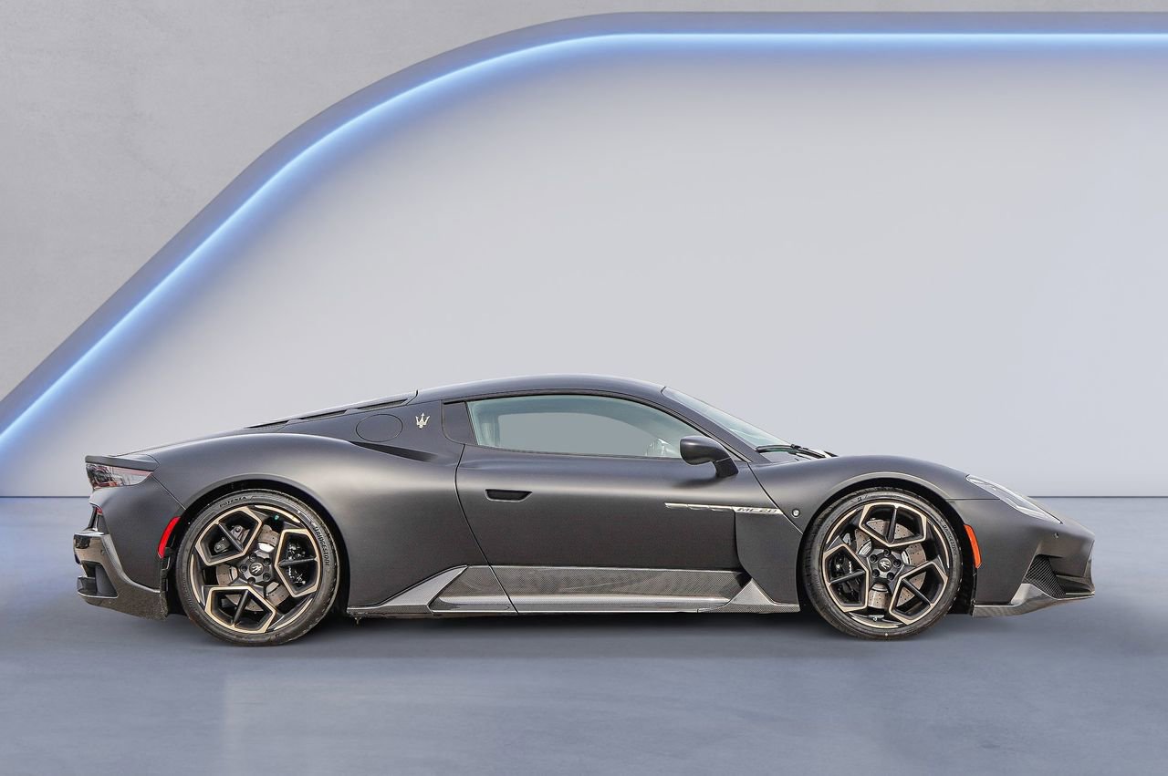 New 2024 Maserati MC20 Coupe image 5