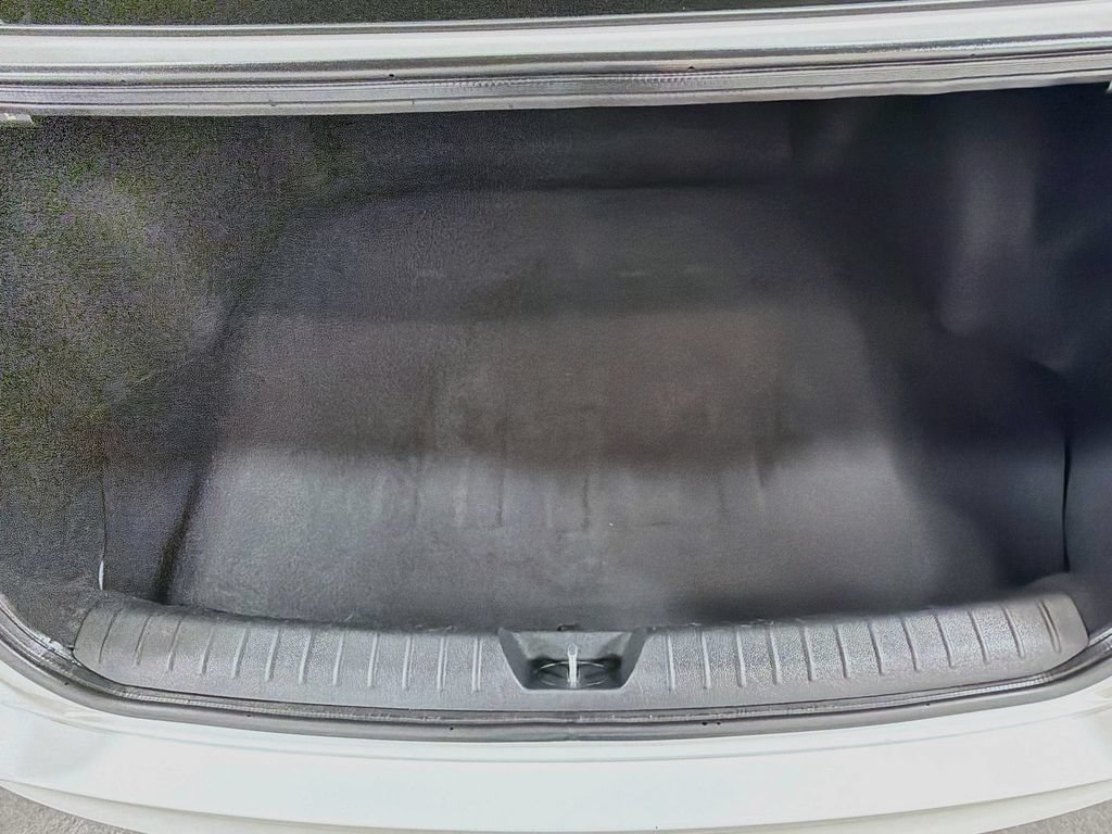 Used 2017 Kia Optima LX FWD image 24