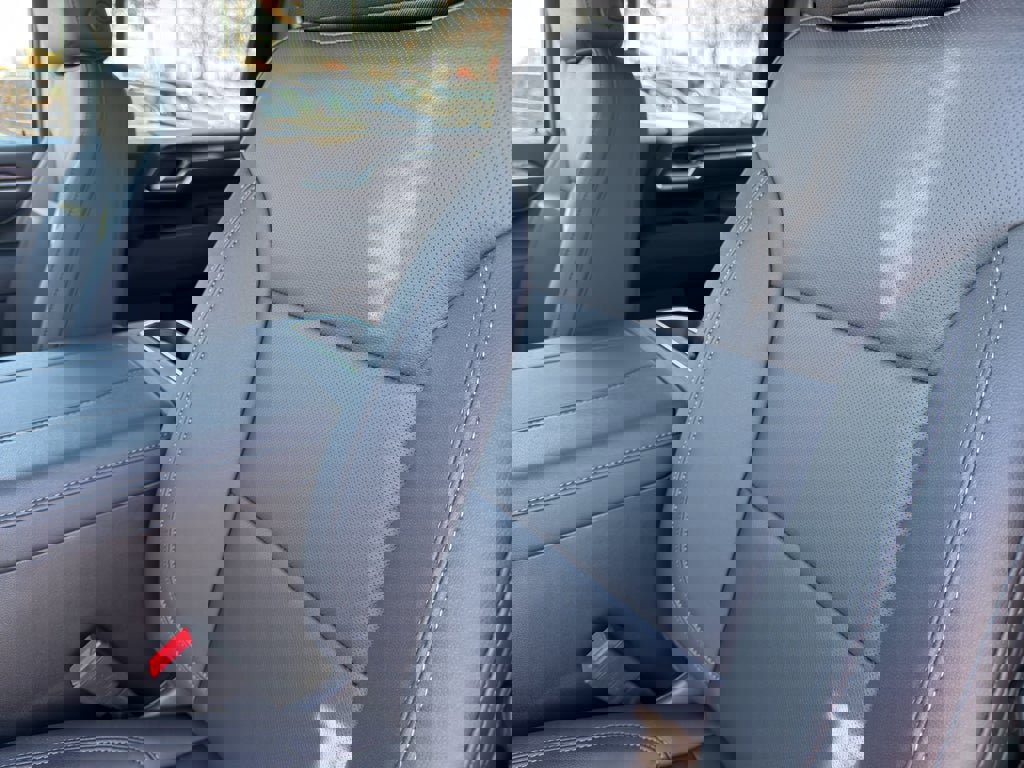 New 2026 Chevrolet Silverado 2500 LTZ w/ LTZ Convenience Package image 15