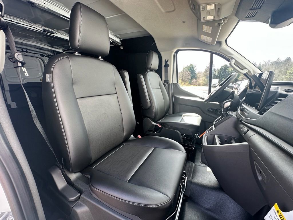 New 2026 Ford Transit 350 Low Roof w/ Load Area Protection Package RWD image 19