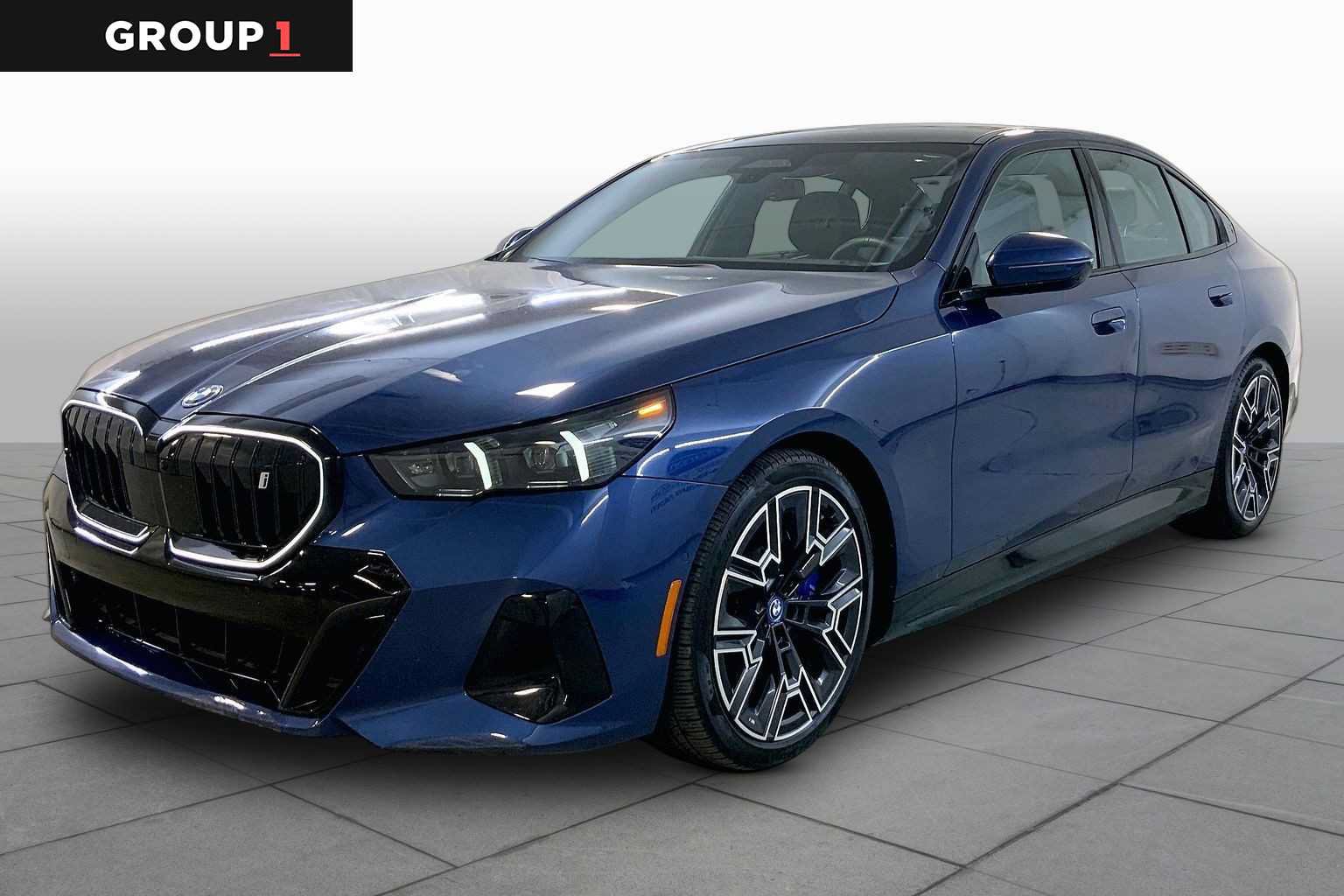 Used 2025 BMW i5 xDrive40 w/ Executive Package AWD/4WD image 1