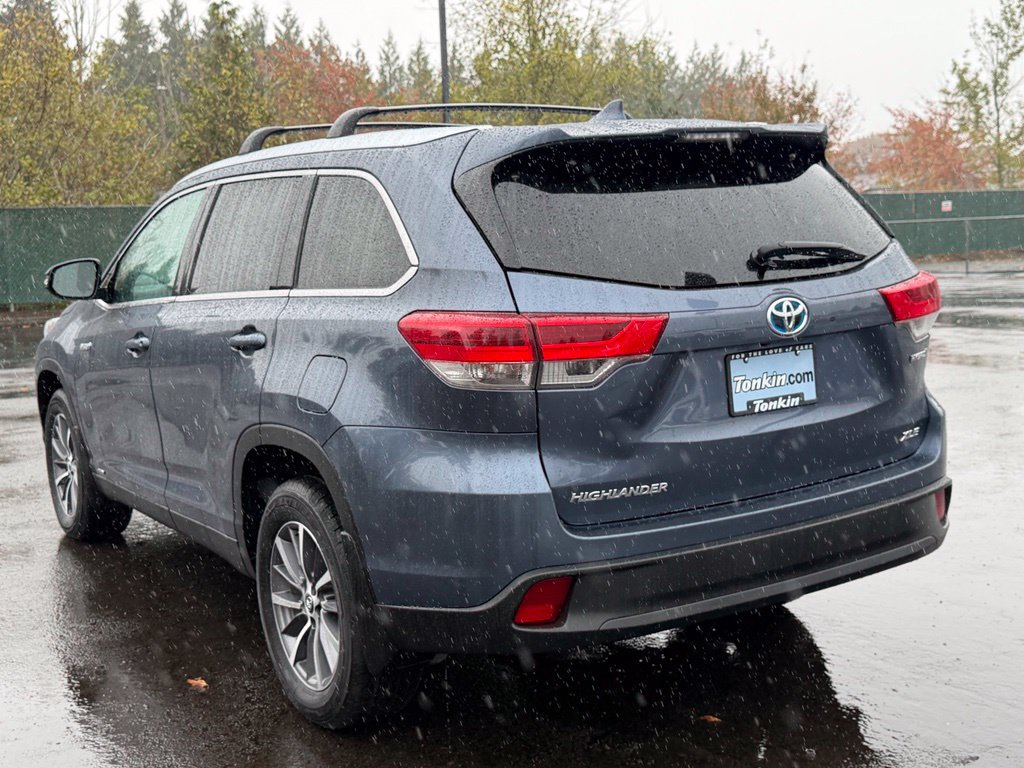 Used 2019 Toyota Highlander XLE AWD/4WD image 6