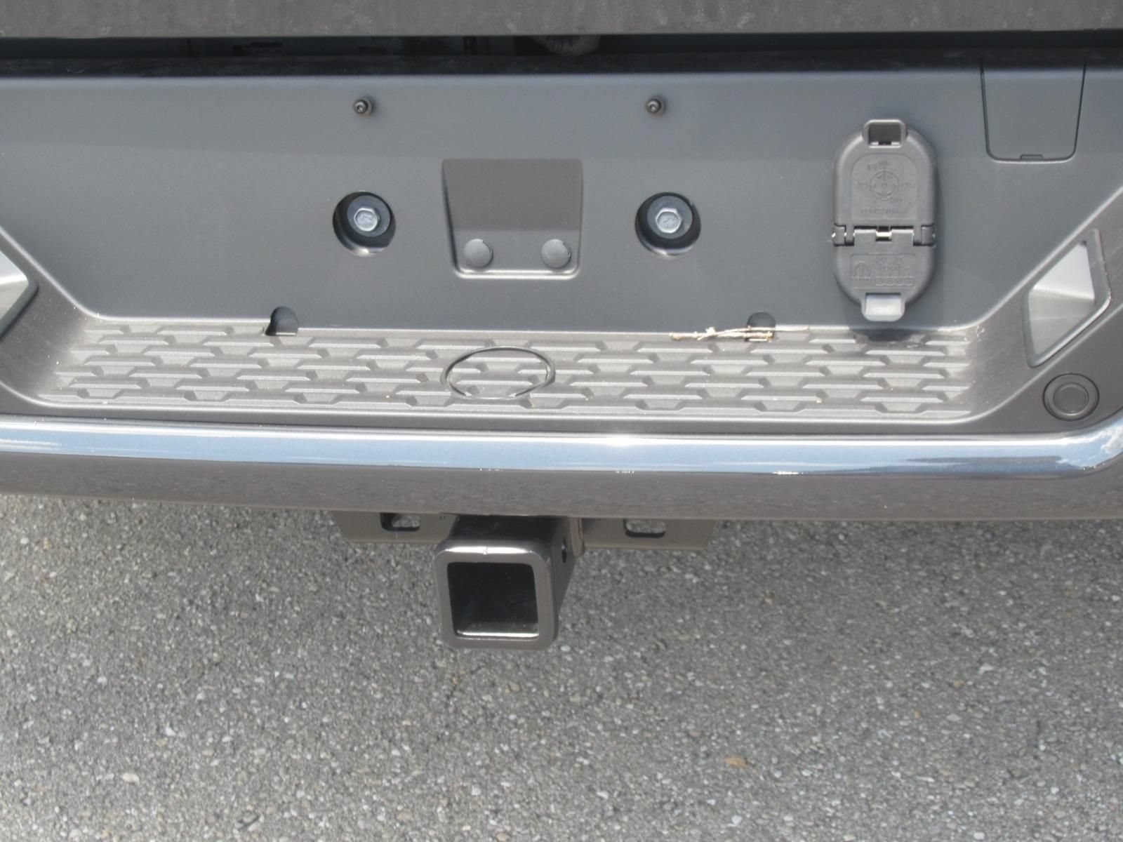New 2026 RAM 1500 Express RWD image 32