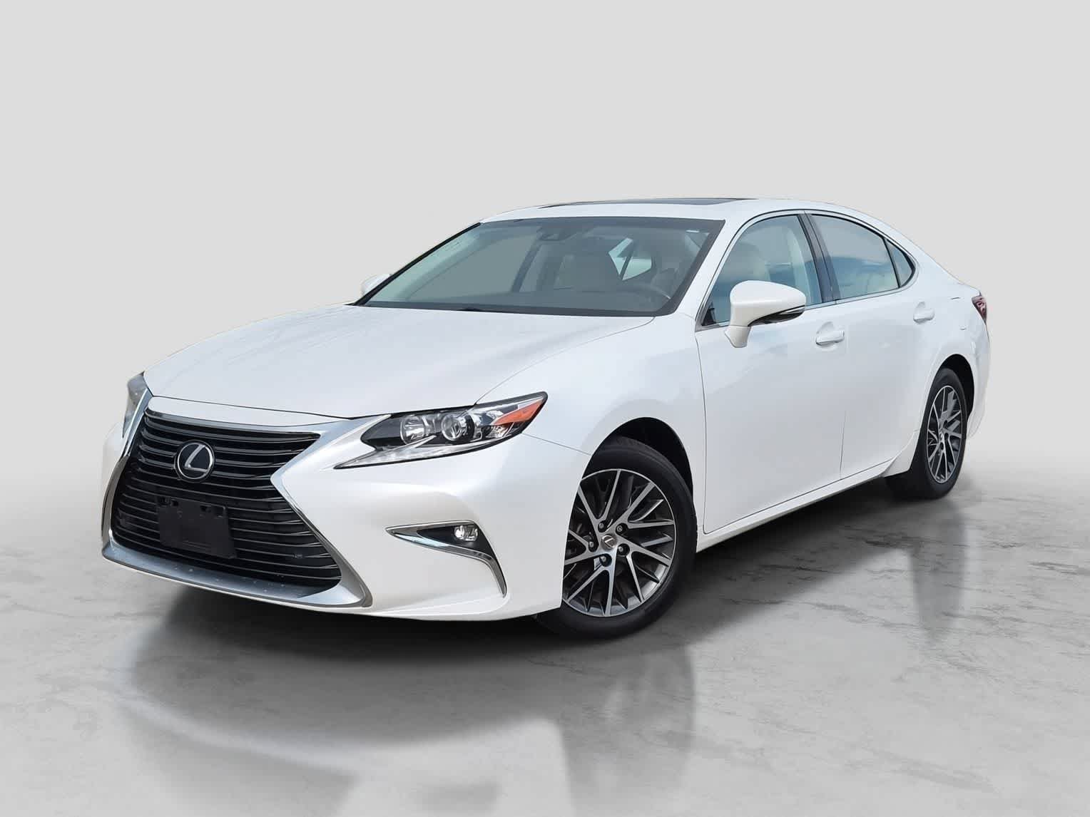Used 2017 Lexus ES 350 w/ Navigation System Package FWD image 1