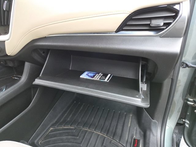 Used 2022 Chevrolet Traverse LT AWD/4WD image 54
