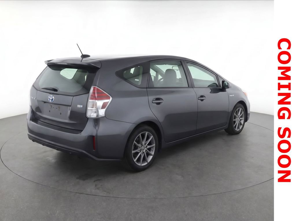 Used 2017 Toyota Prius V Five w/ Advanced Technology Package FWD image 5