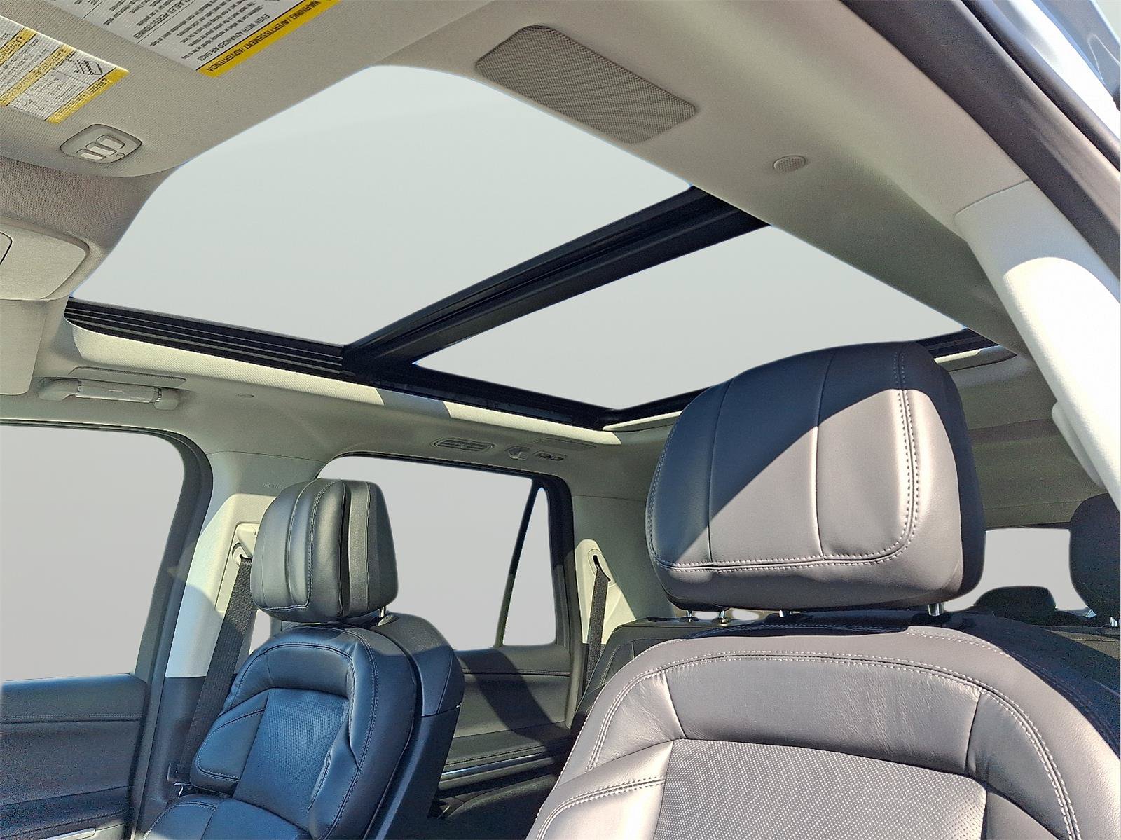New 2025 Lincoln Navigator L Reserve AWD/4WD image 13