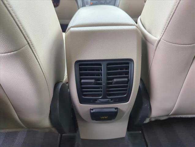 Used 2017 Ford Escape SE w/ SE Leather Comfort Package FWD image 23
