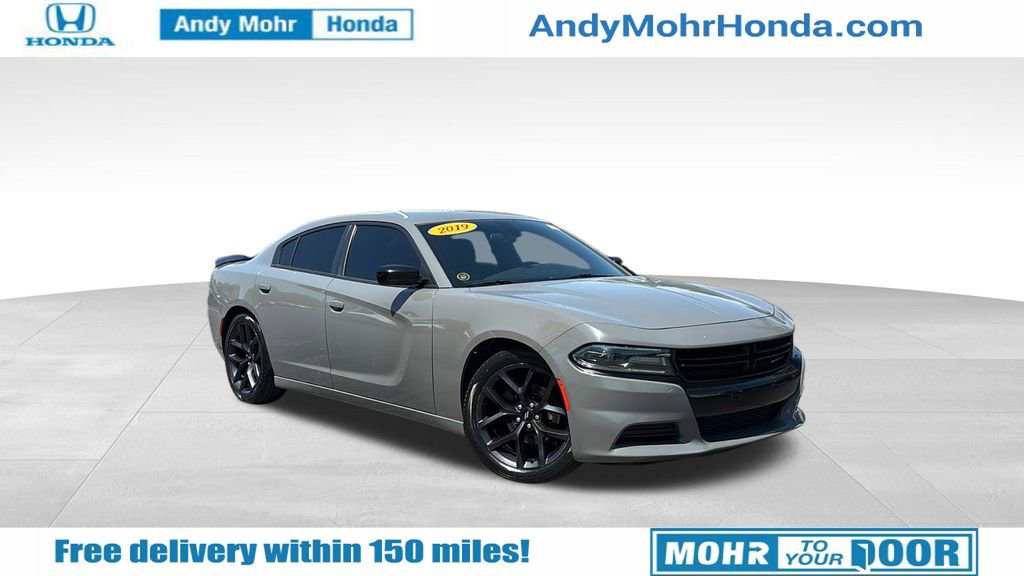 Used 2019 Dodge Charger SXT w/ Blacktop Package