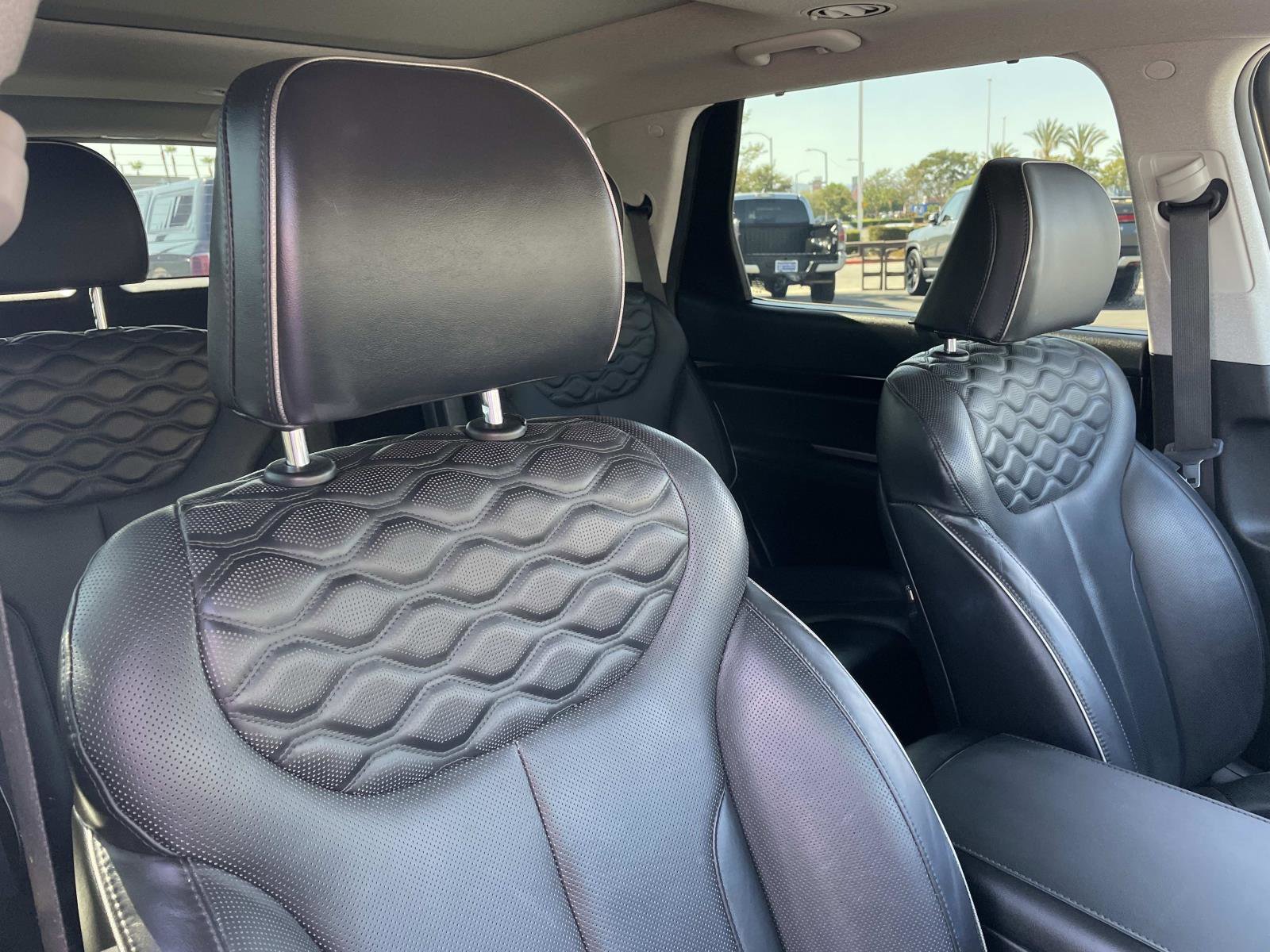 Certified 2022 Hyundai Palisade Limited w/ Cargo Package image 29