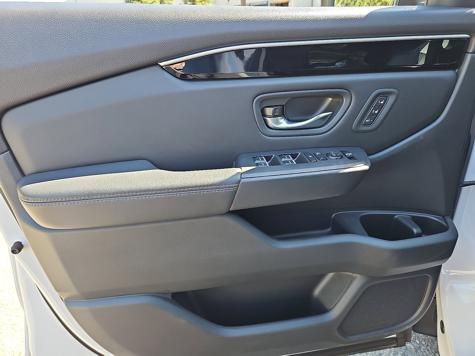 Used 2024 Honda Pilot EX-L image 13