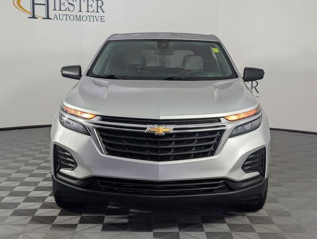 Used 2022 Chevrolet Equinox LS image 3