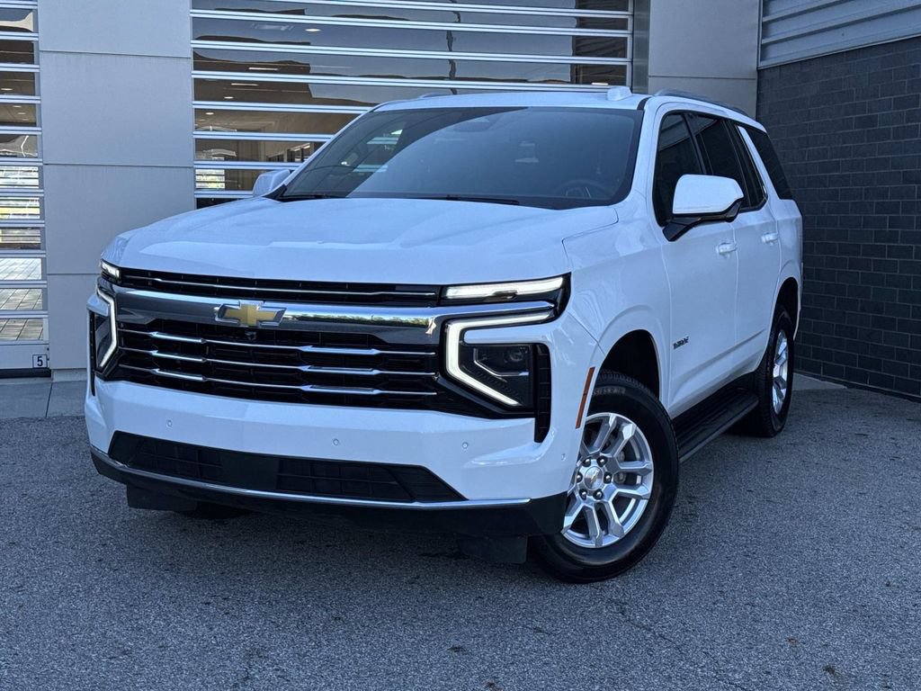 Used 2025 Chevrolet Tahoe LT AWD/4WD image 1