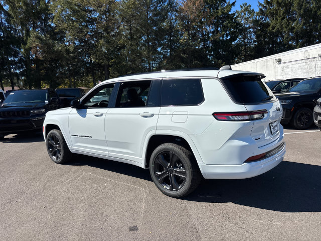 New 2027 Jeep Grand Cherokee L Limited AWD/4WD image 9
