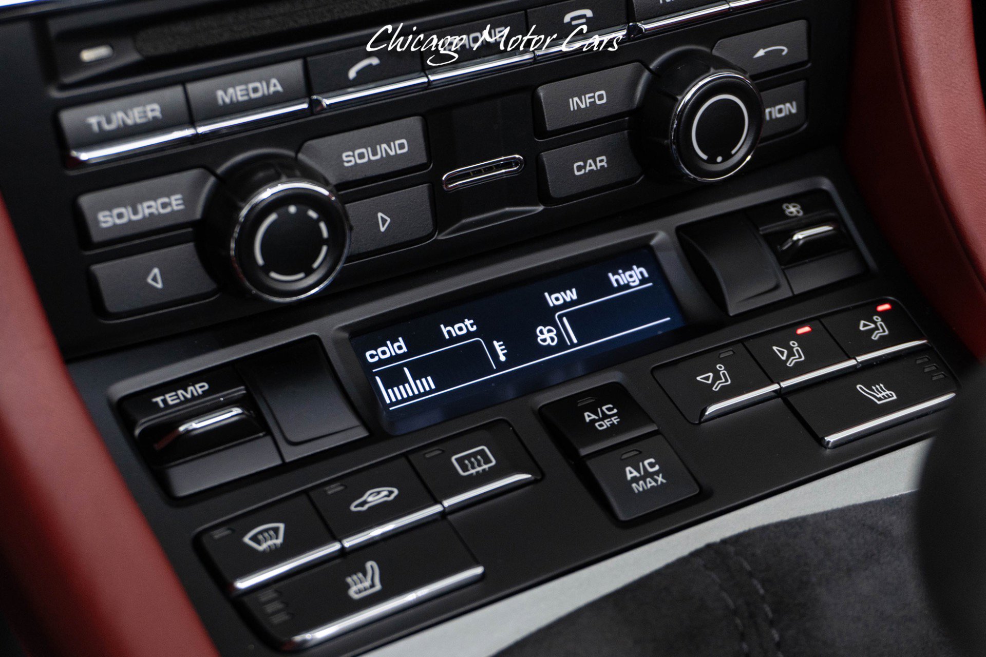 Used 2016 Porsche Boxster Spyder image 29