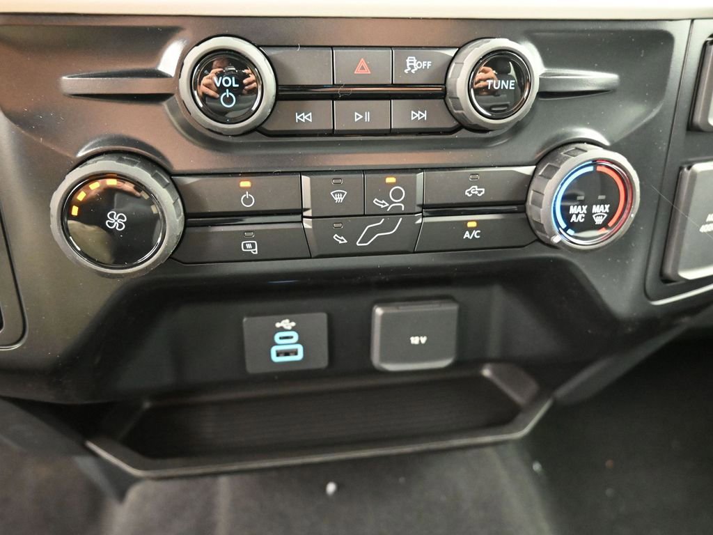 New 2025 Ford F250 XLT image 33