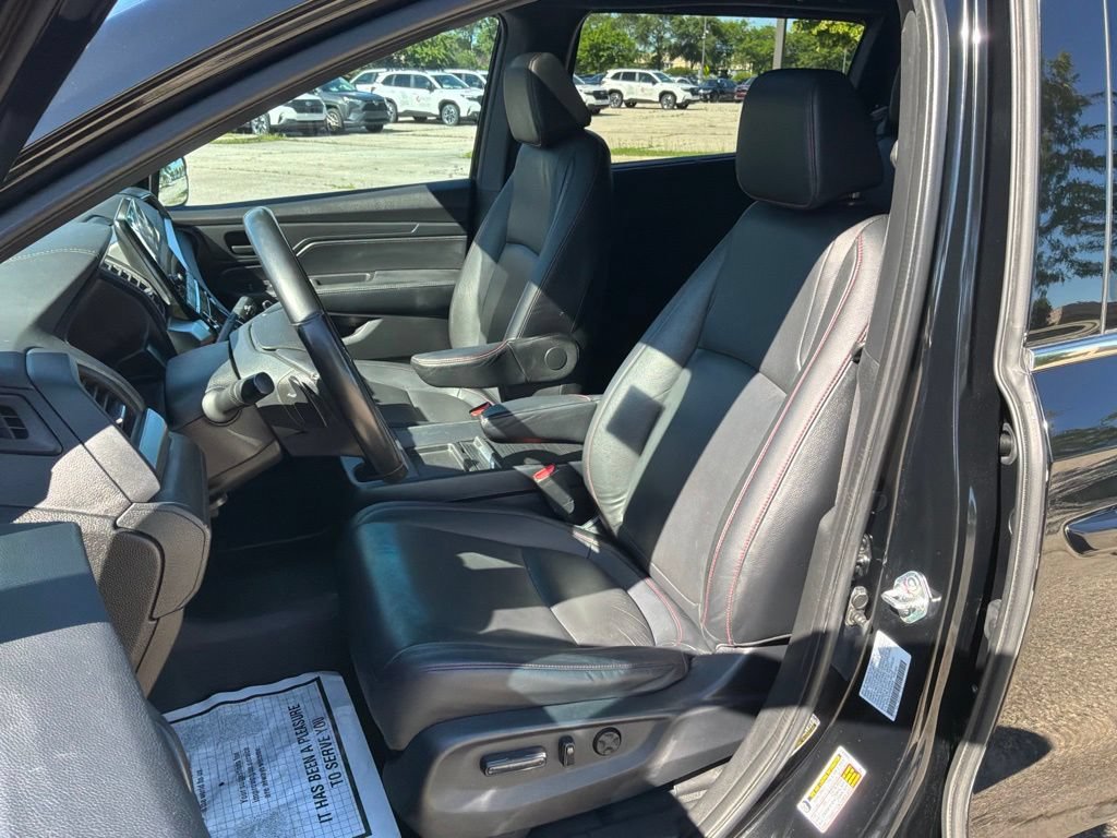 Used 2023 Honda Odyssey Sport image 9