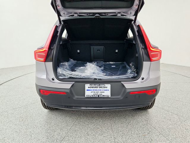 New 2026 Volvo XC40 B5 Plus w/ Protection Package Premier image 19