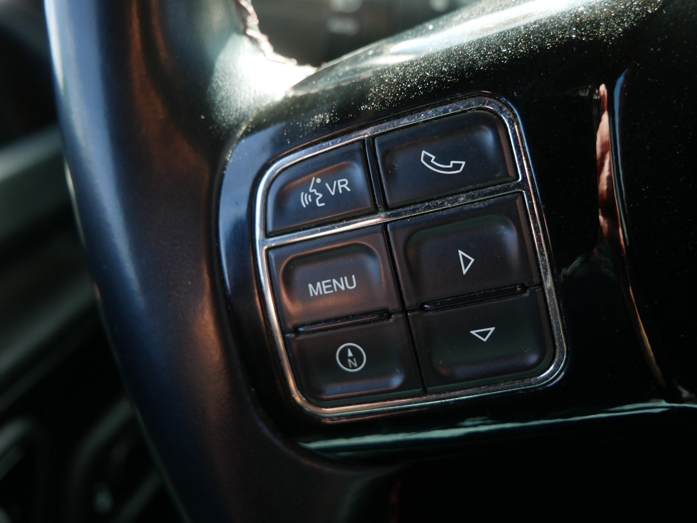 Used 2012 Jeep Wrangler Unlimited Sahara AWD/4WD image 22