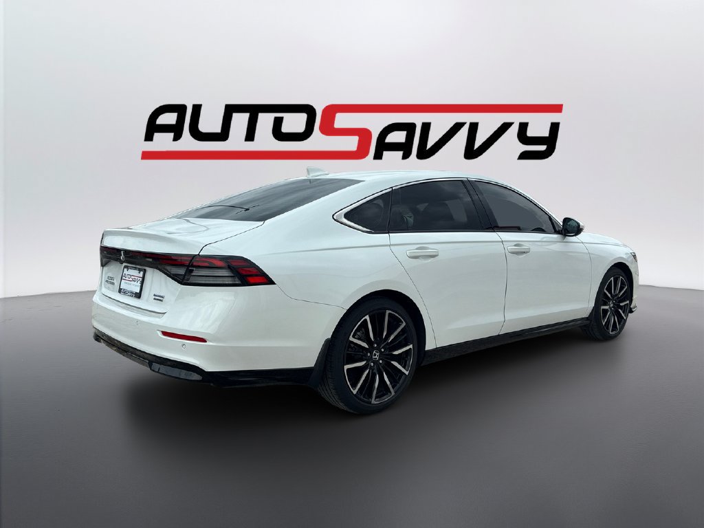 Used 2023 Honda Accord Touring image 5