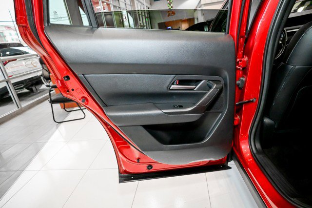 Used 2023 MAZDA CX-50 2.5 S w/ Preferred Plus Pkg image 21