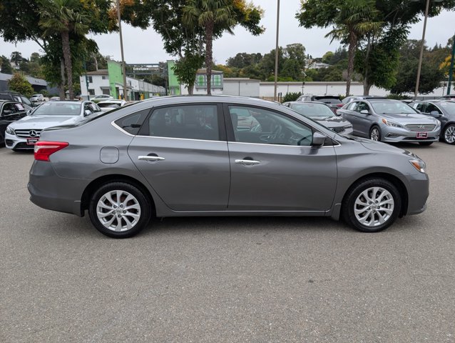 Used 2018 Nissan Sentra SV FWD image 4