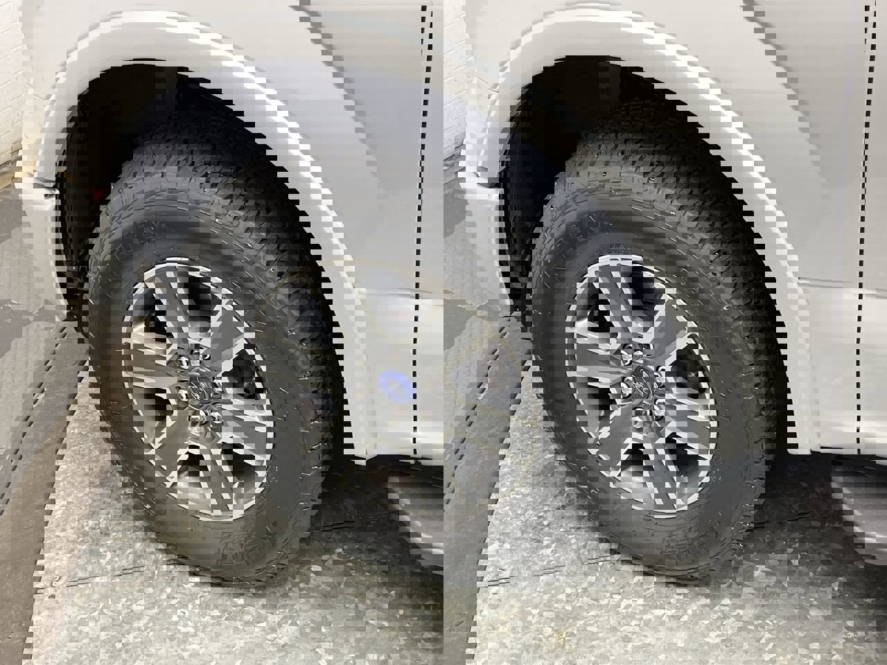 Used 2016 Ford F150 XLT w/ Equipment Group 302A Luxury image 34