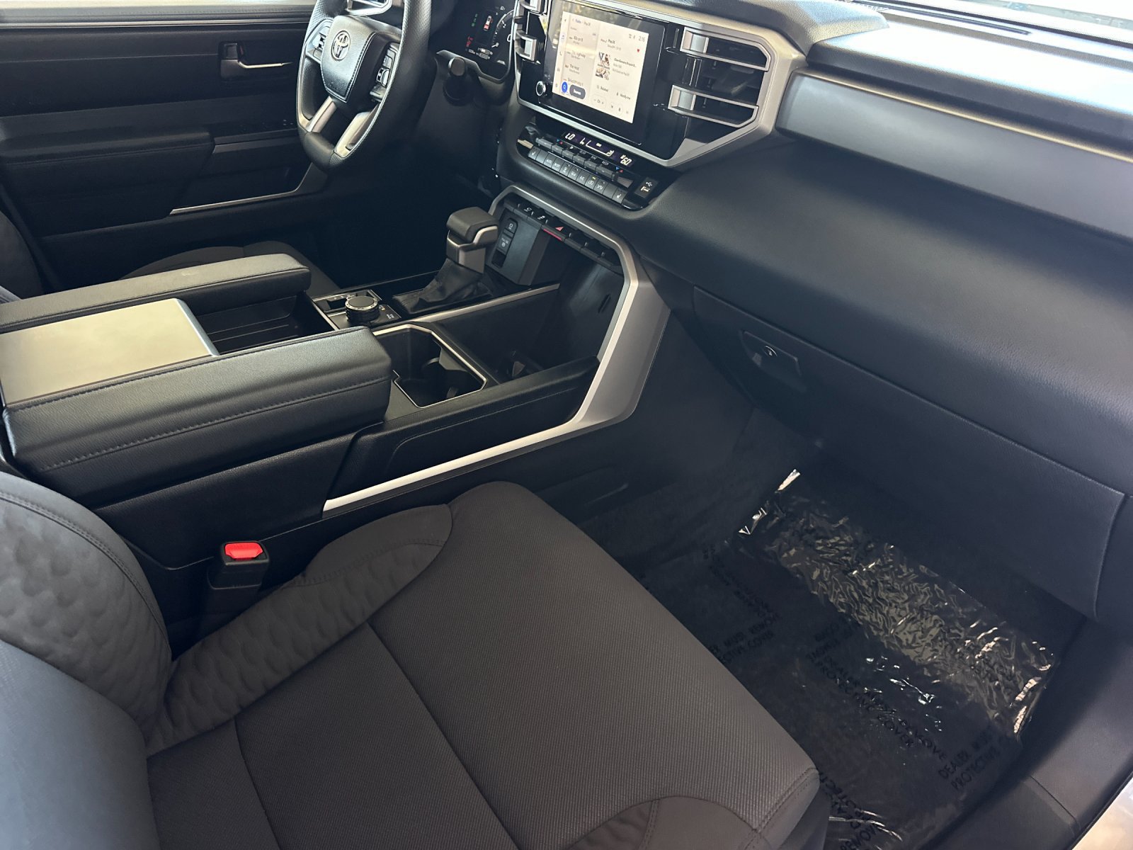 Used 2026 Toyota Sequoia SR5 AWD/4WD image 16