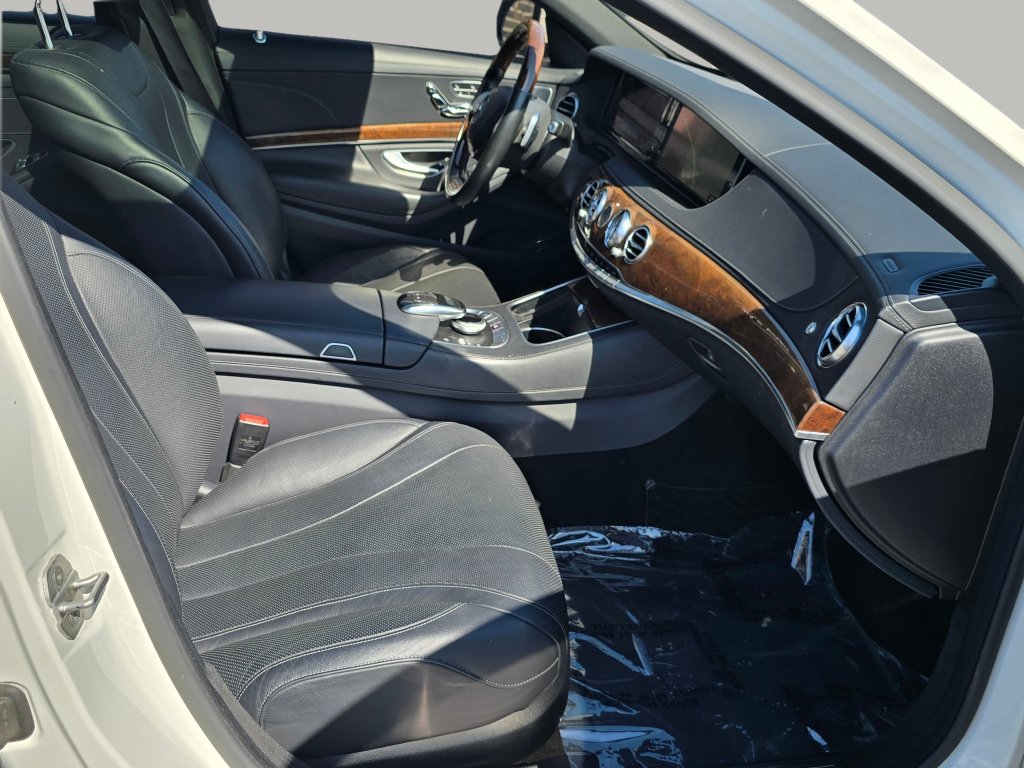 Used 2015 Mercedes-Benz S 550 4MATIC Sedan image 30