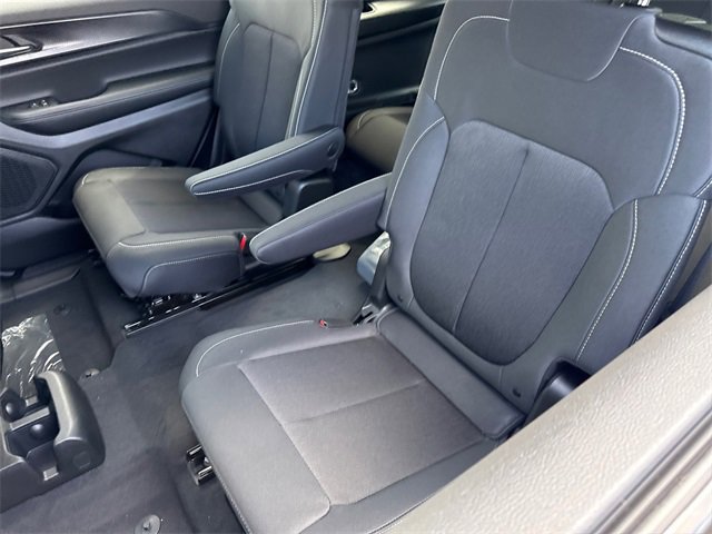 New 2025 Jeep Grand Cherokee L Laredo w/ Luxury Tech Group I image 29