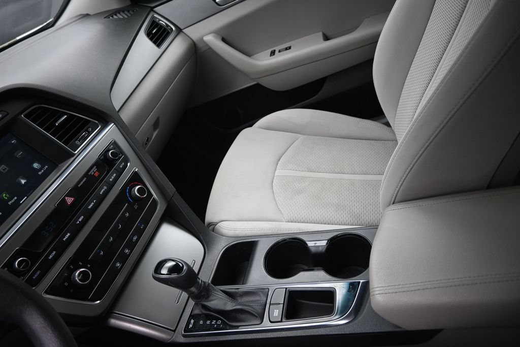 Used 2016 Hyundai Sonata SE FWD image 19