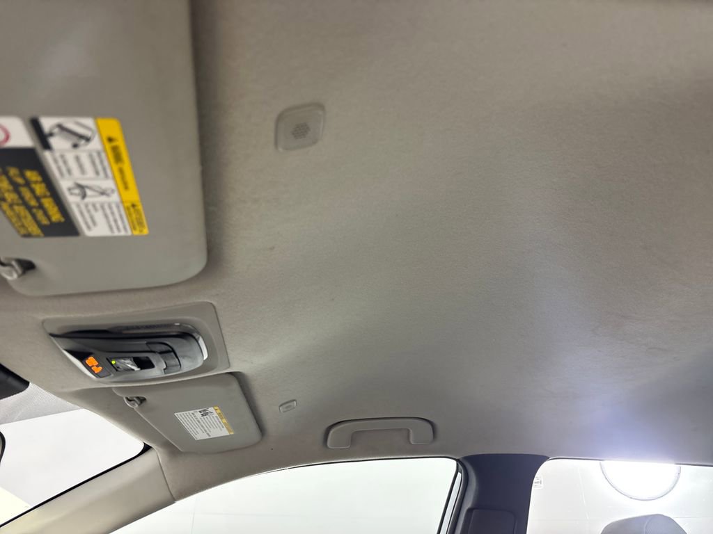 Certified 2024 Toyota Corolla Cross L image 22