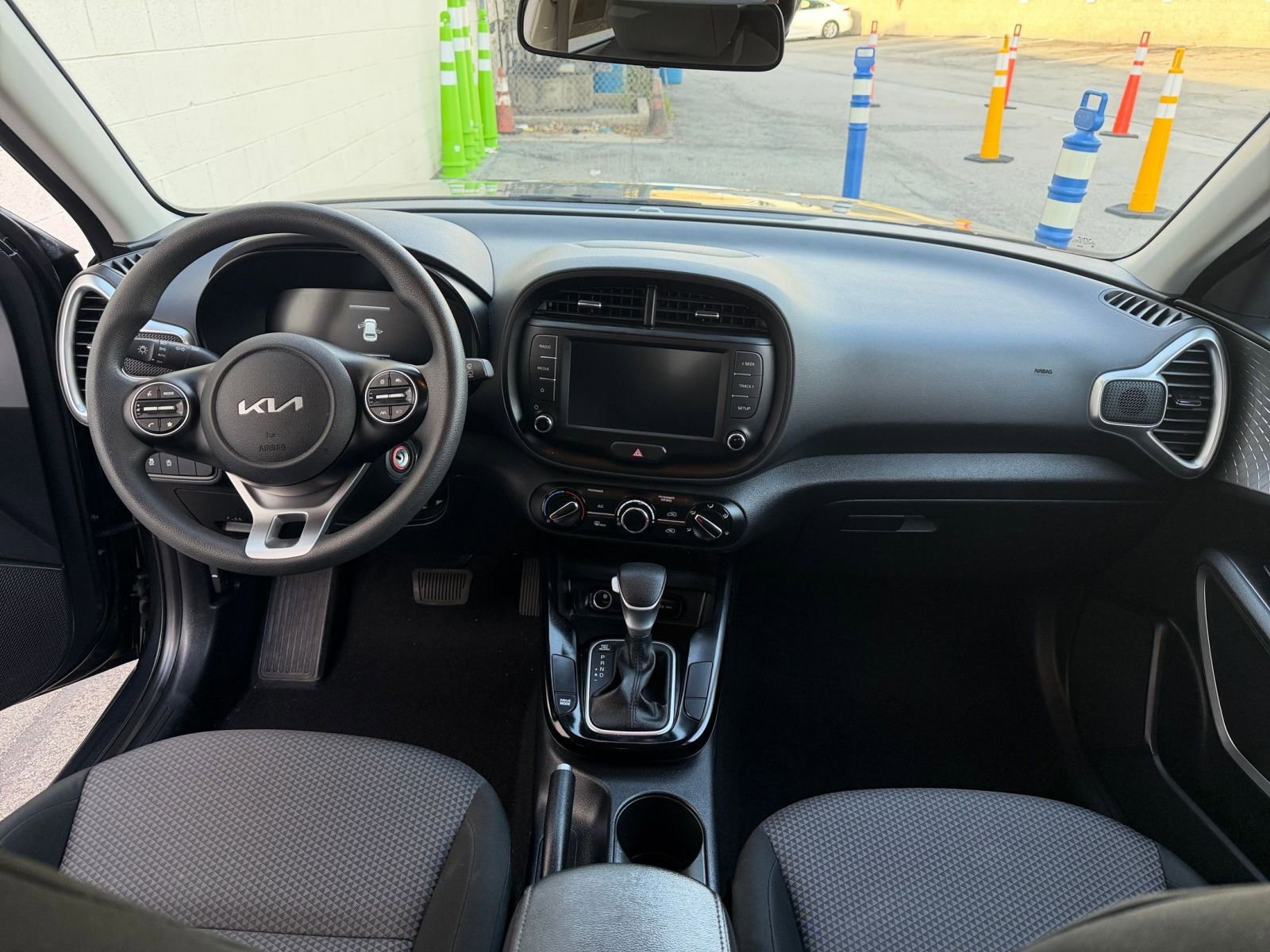 Used 2025 Kia Soul LX w/ LX Technology Package image 31