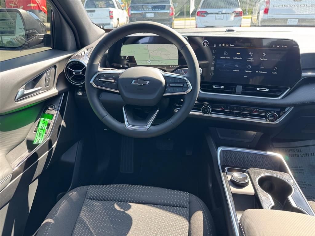 New 2026 Chevrolet Equinox LT w/ Midnight Edition FWD image 9