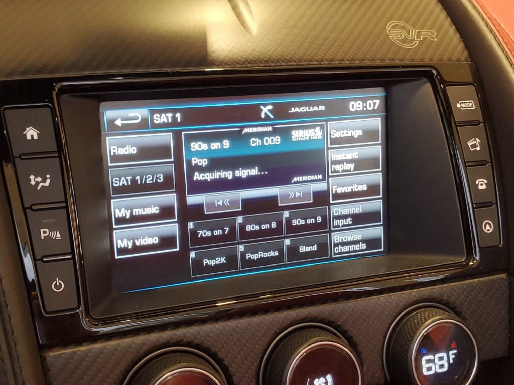 Used 2017 Jaguar F-TYPE SVR AWD/4WD image 21