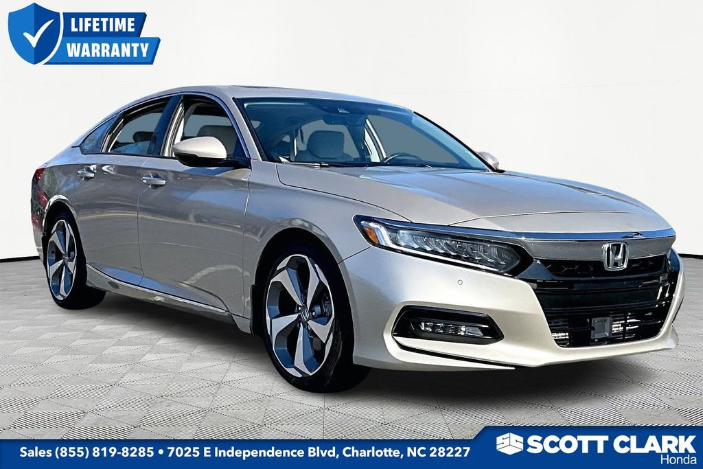 Used 2020 Honda Accord Touring image 1