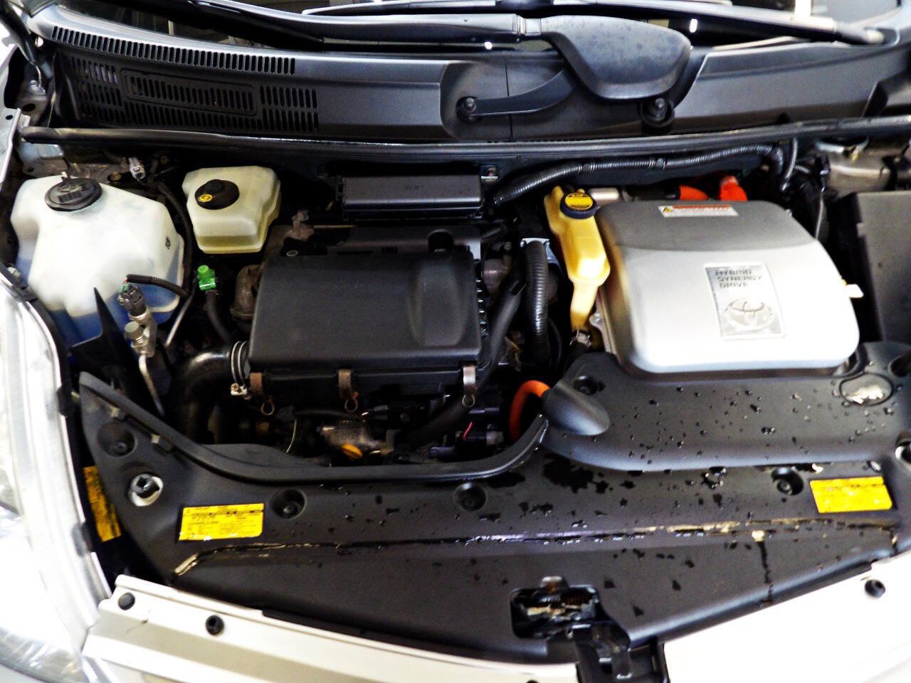 Used 2005 Toyota Prius w/ Pkg 6 FWD image 21