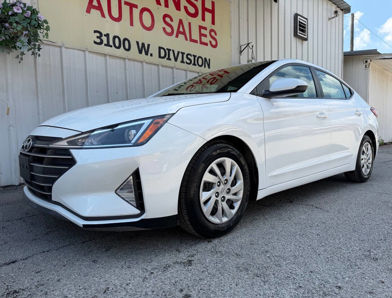 Used 2019 Hyundai Elantra SE w/ Cargo Package FWD image 7