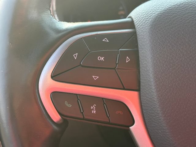 Used 2021 Jeep Grand Cherokee Laredo X AWD/4WD image 44