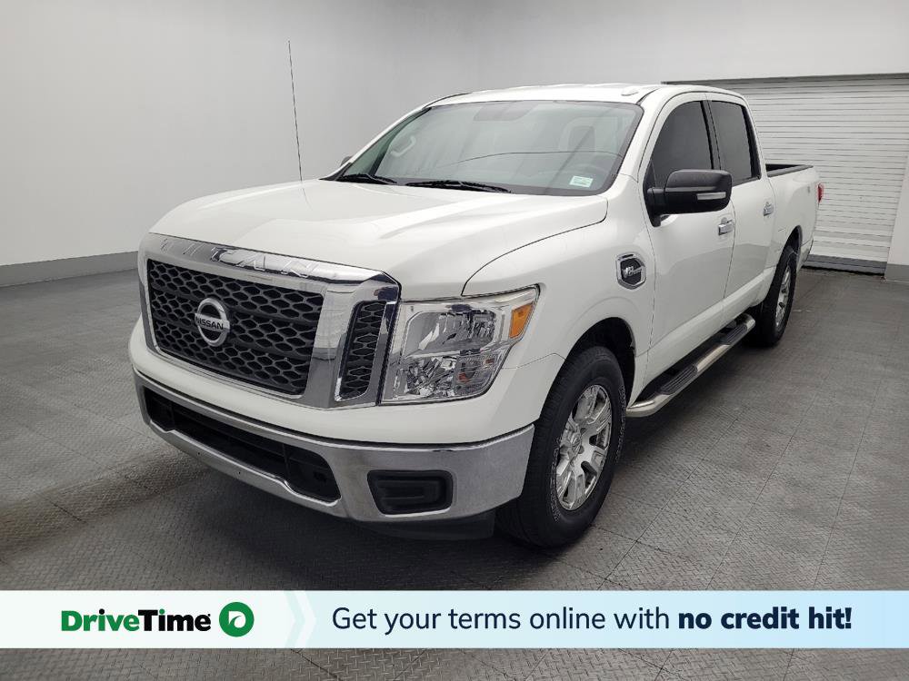 Used 2017 Nissan Titan SV RWD image 1