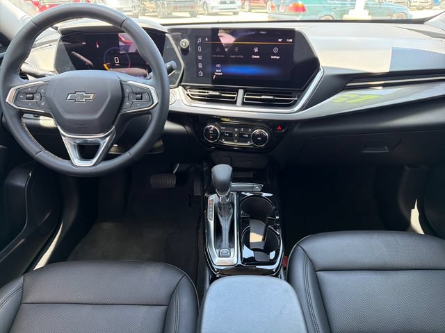 Used 2025 Chevrolet Trax ACTIV w/ Sunroof Package FWD image 10