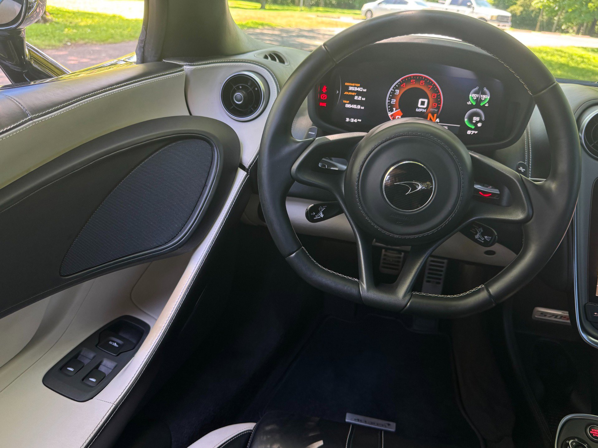 Used 2017 McLaren 570S Coupe image 50