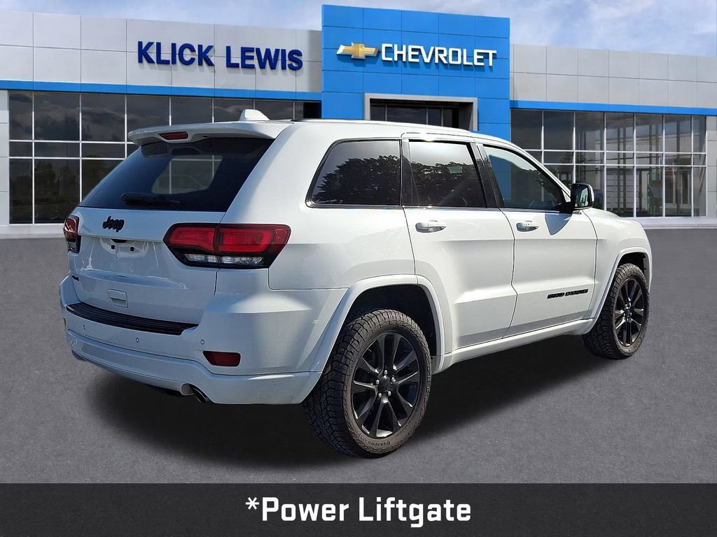 Used 2018 Jeep Grand Cherokee Altitude AWD/4WD image 8
