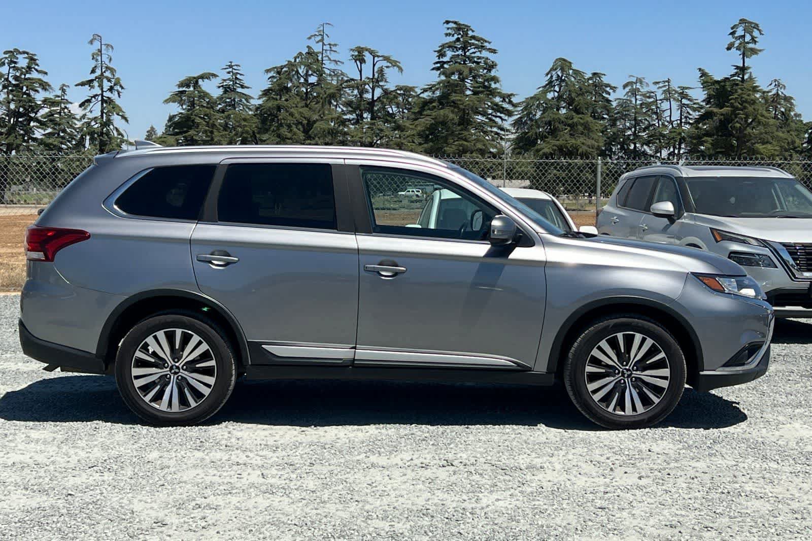 Used 2019 Mitsubishi Outlander SEL FWD image 9