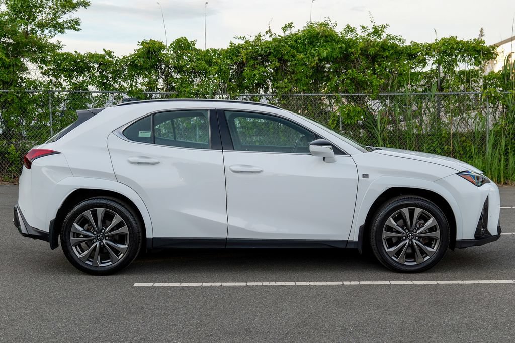 Used 2024 Lexus UX 250h F Sport AWD/4WD image 8