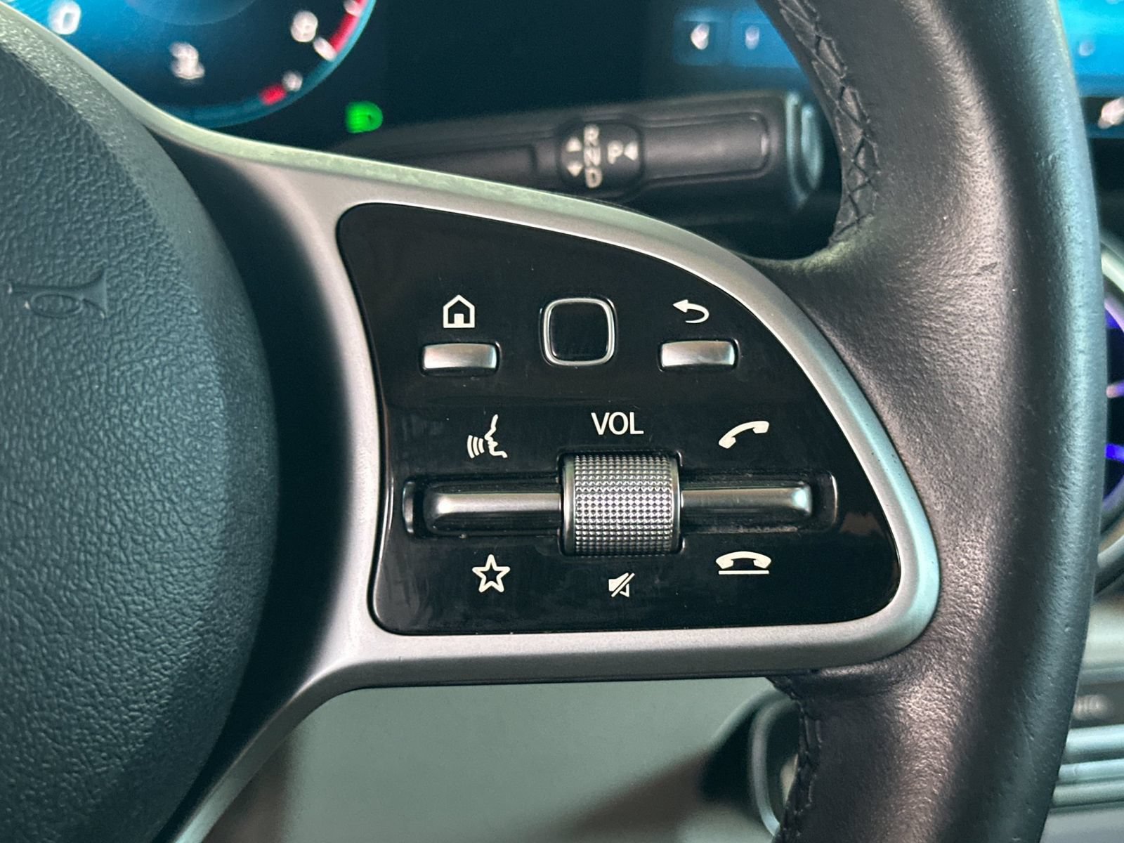 Certified 2020 Mercedes-Benz GLB 250 image 24